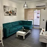 Coastal Charm Apartment Durrës